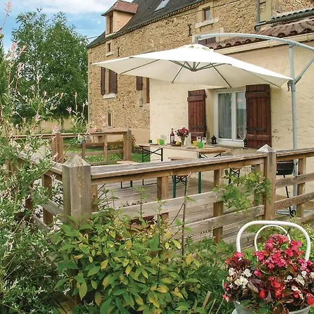 Holiday home Lovely In - Agne With Wifi Saint-Aigne