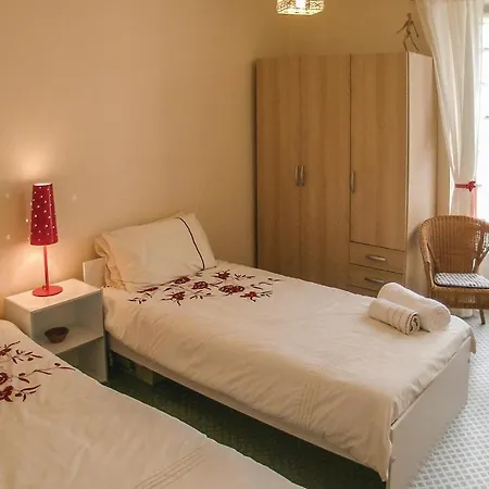 2 Bedroom Cozy In - Agne 度假居